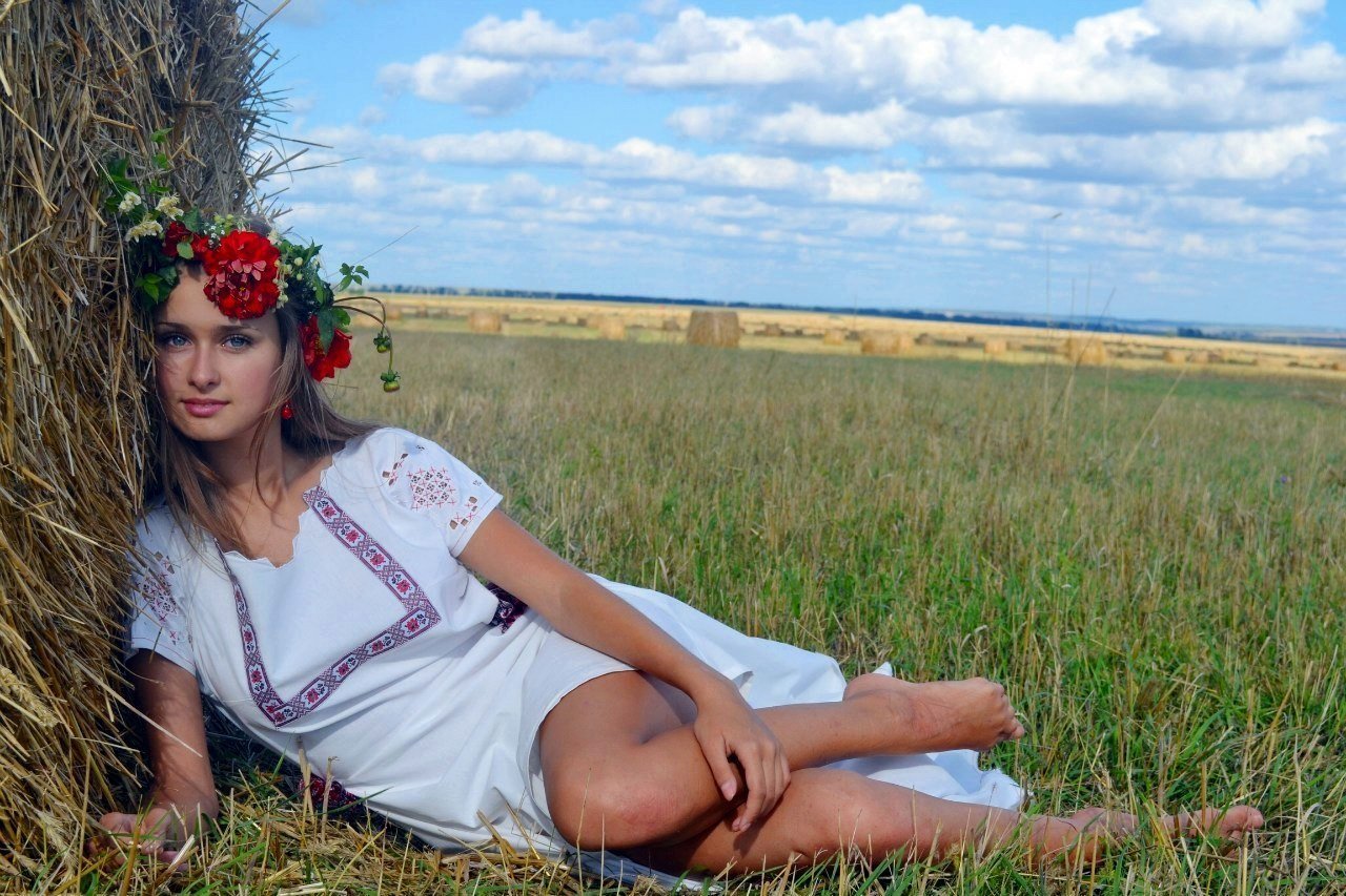 Slavic girls in Asansol