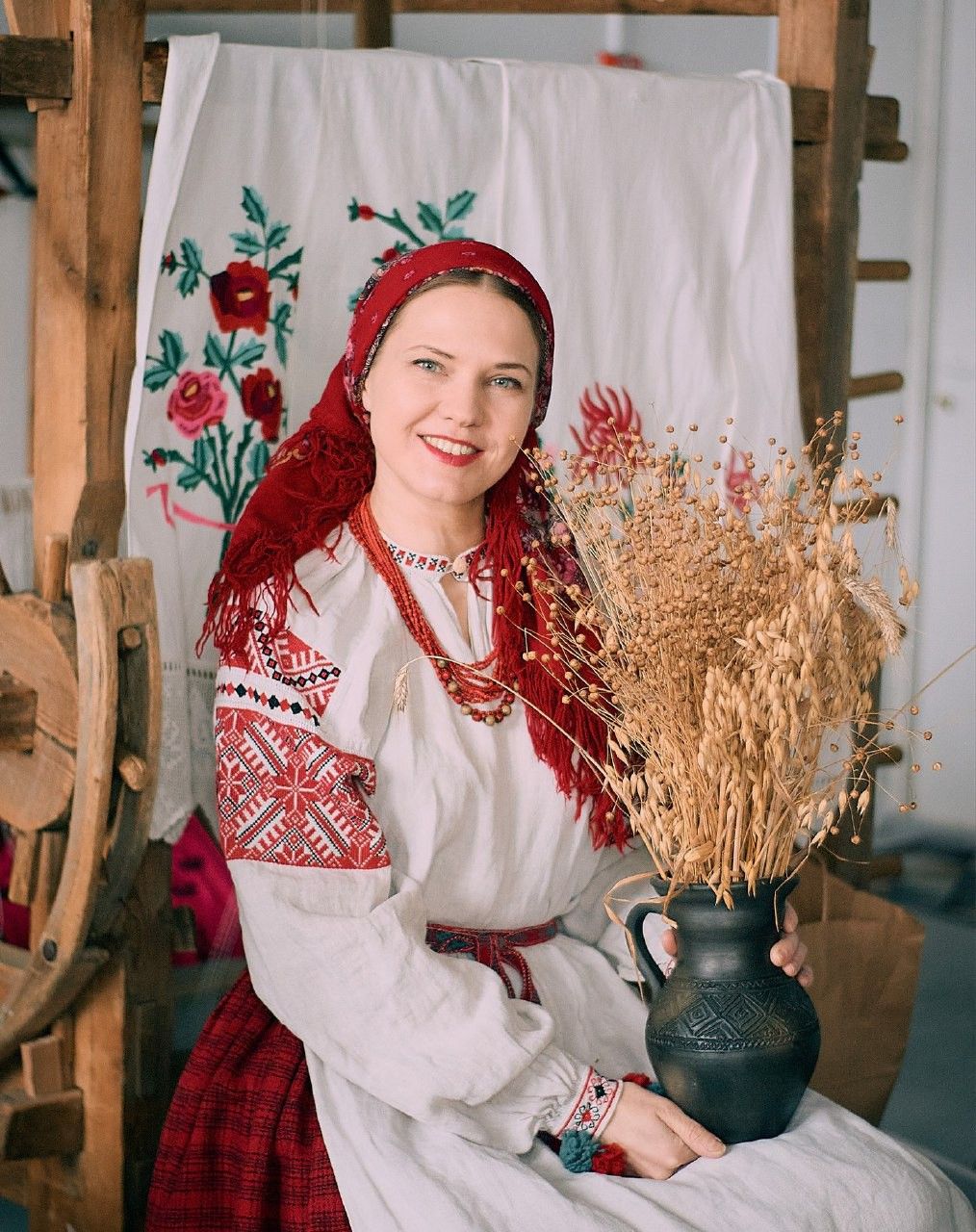 Women in Slavic costumes in Asansol