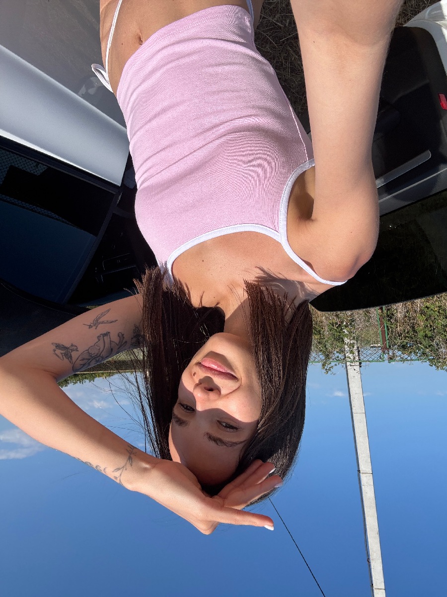 Sexy model Tina in Asansol